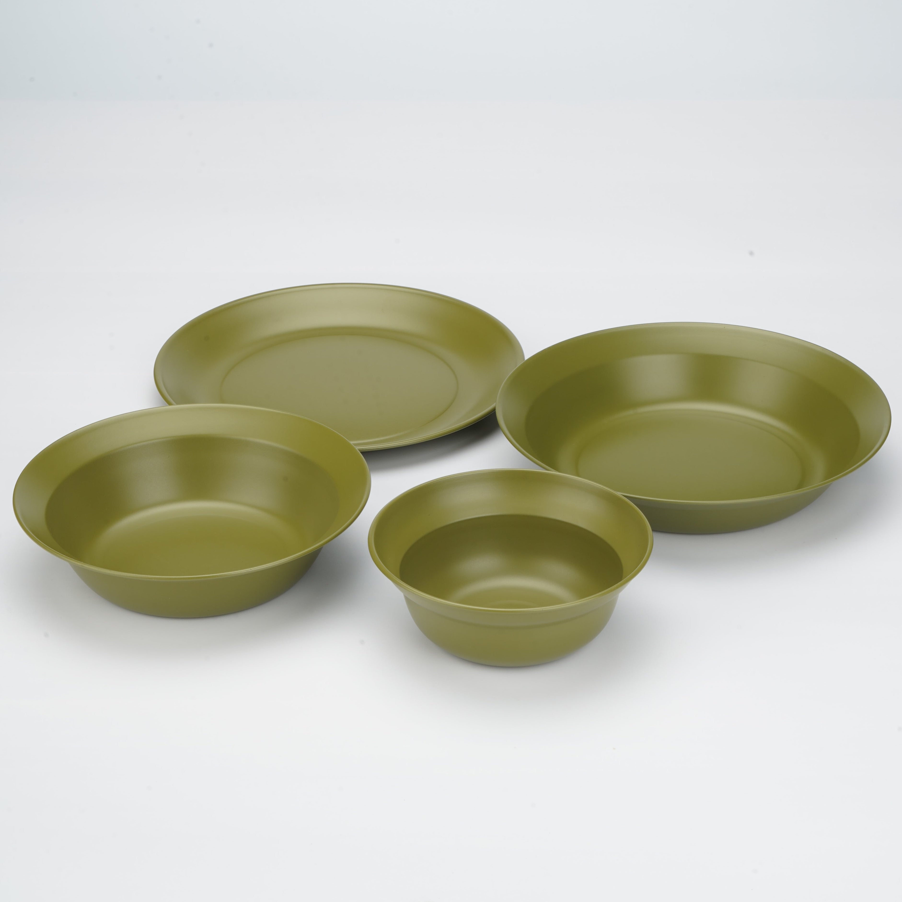 4-Piece Outdoor Stainless Steel Plates