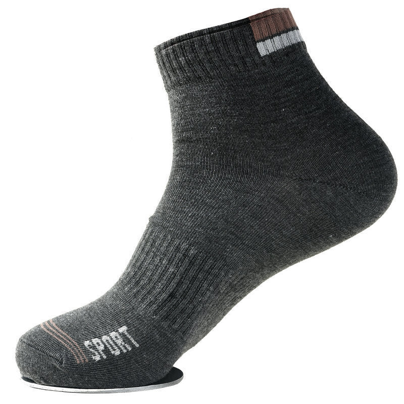 Men's Comfortable Mid-tube Breathable Alphabet Sports Socks