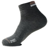 Men's Comfortable Mid-tube Breathable Alphabet Sports Socks