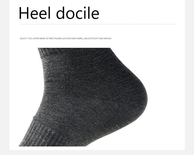 Men's Comfortable Mid-tube Breathable Alphabet Sports Socks