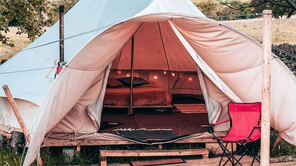 The Stylish Camper: Putting Together Chic Camping Outfits