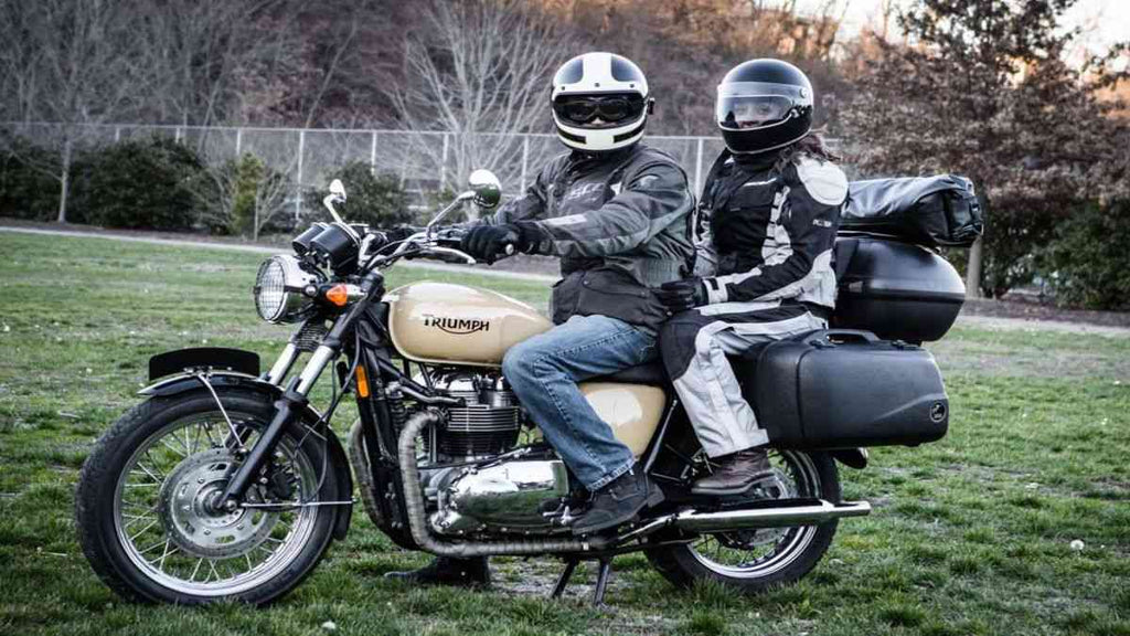 Choosing the Perfect Camping Motorcycle Jacket: A Guide for Adventure Enthusiasts