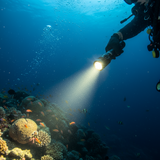 Diving Flashlight with Green Laser 2800LM Waterproof Tactical Torch