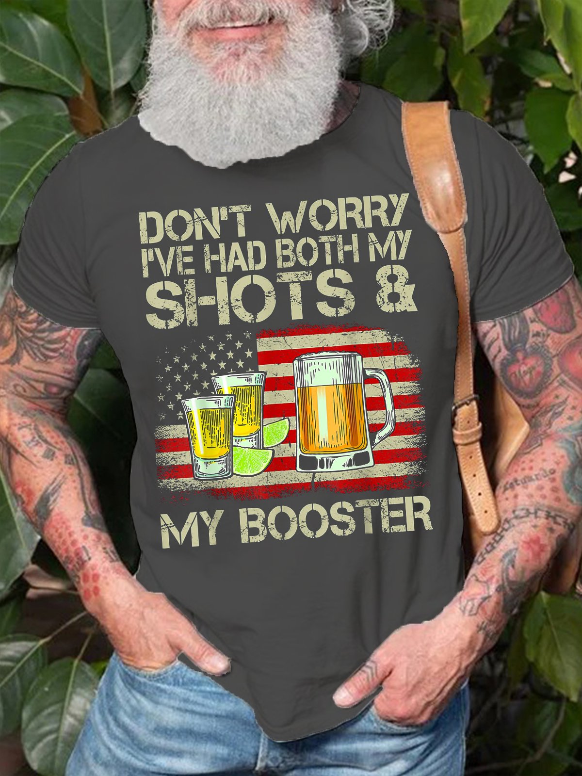 Don't worry I've had both my shots and booster Funny vaccine Short Sleeve T-Shirt